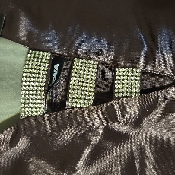 Fashion nova gem dress - Picture 3 of 3